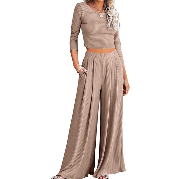 Lounge set - Picture 2 of 3